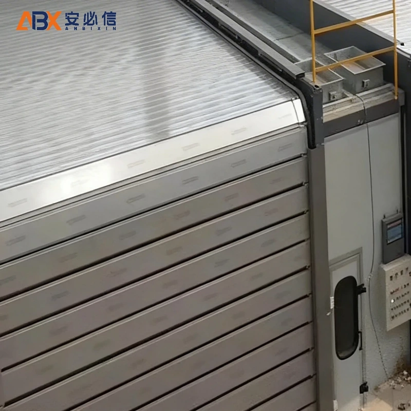 清远铝质快速门